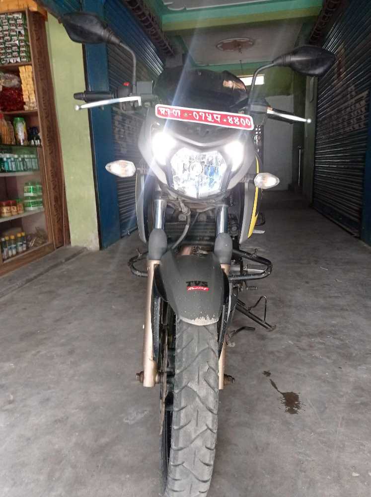 Used 2018 TVS Apache RTR 200 4V bike for sale in Biratnagar - Image 2 of 7