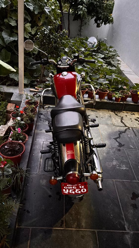 Used 0 Royal Enfield Classic 350 bike for sale in Kathmandu - Image 1 of 2