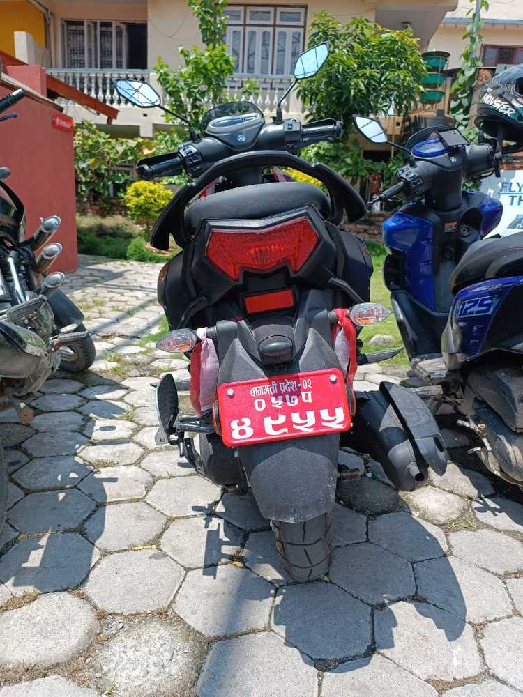 Used 2025 Yamaha RAY ZR bike for sale in Kathmandu - Image 2 of 3