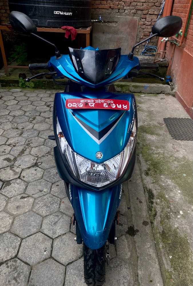 Used 2020 Yamaha RAY ZR bike for sale in Kathmandu - Image 2 of 4