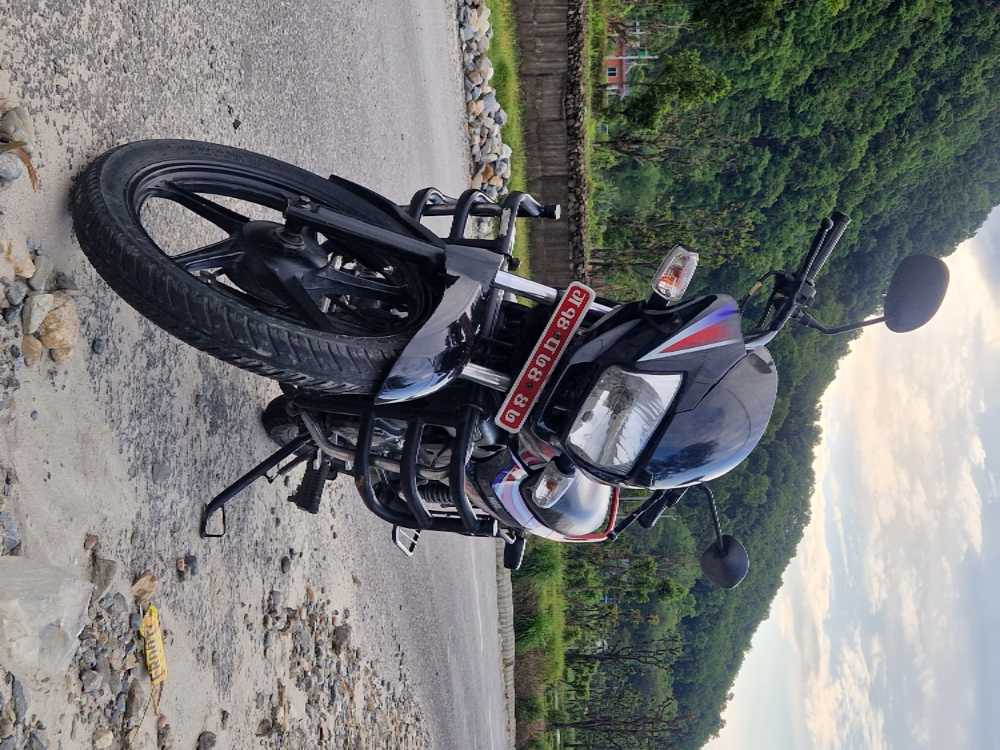 Used 2017 Hero Super Splendor for sale in Pokhara - Rs.105,000