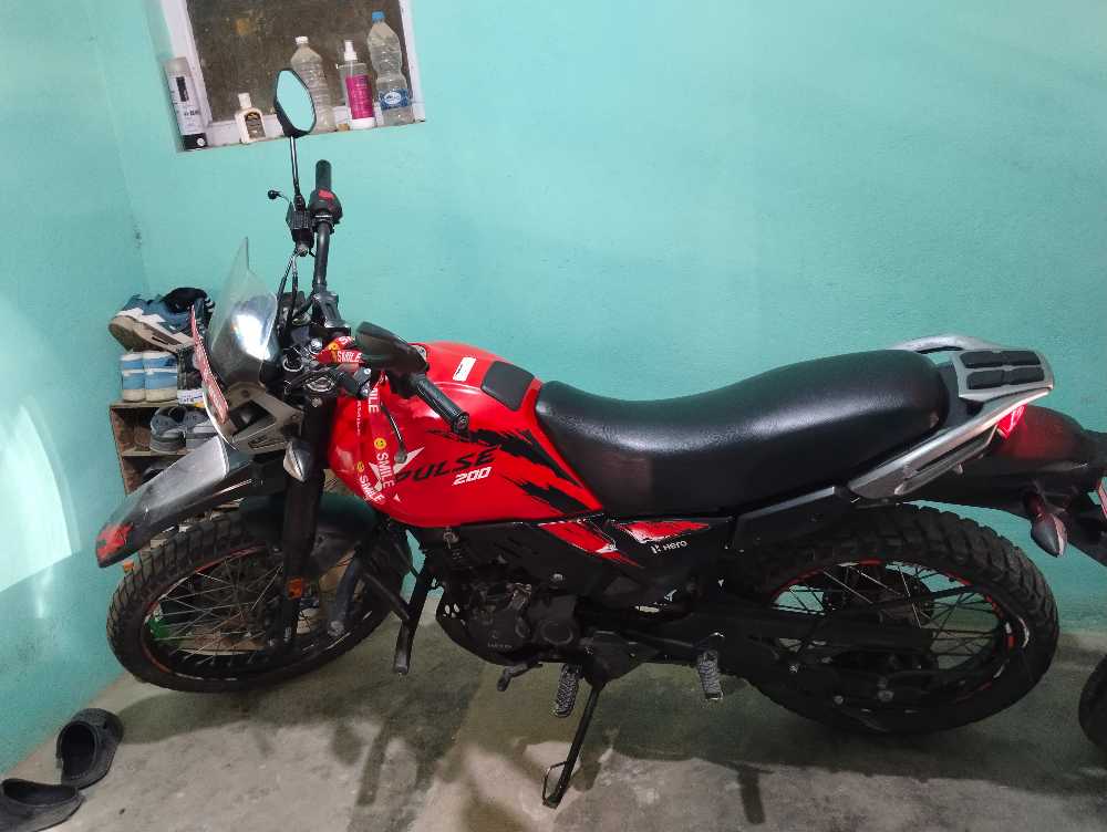 Used 2020 Hero XPulse 200 bike for sale in Kathmandu - Image 2 of 4