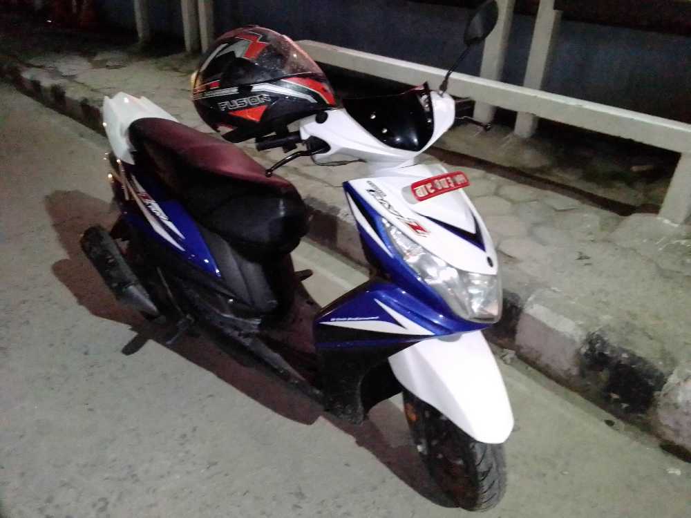 Used 2018 Yamaha RAY ZR bike for sale in Kathmandu - Image 2 of 2