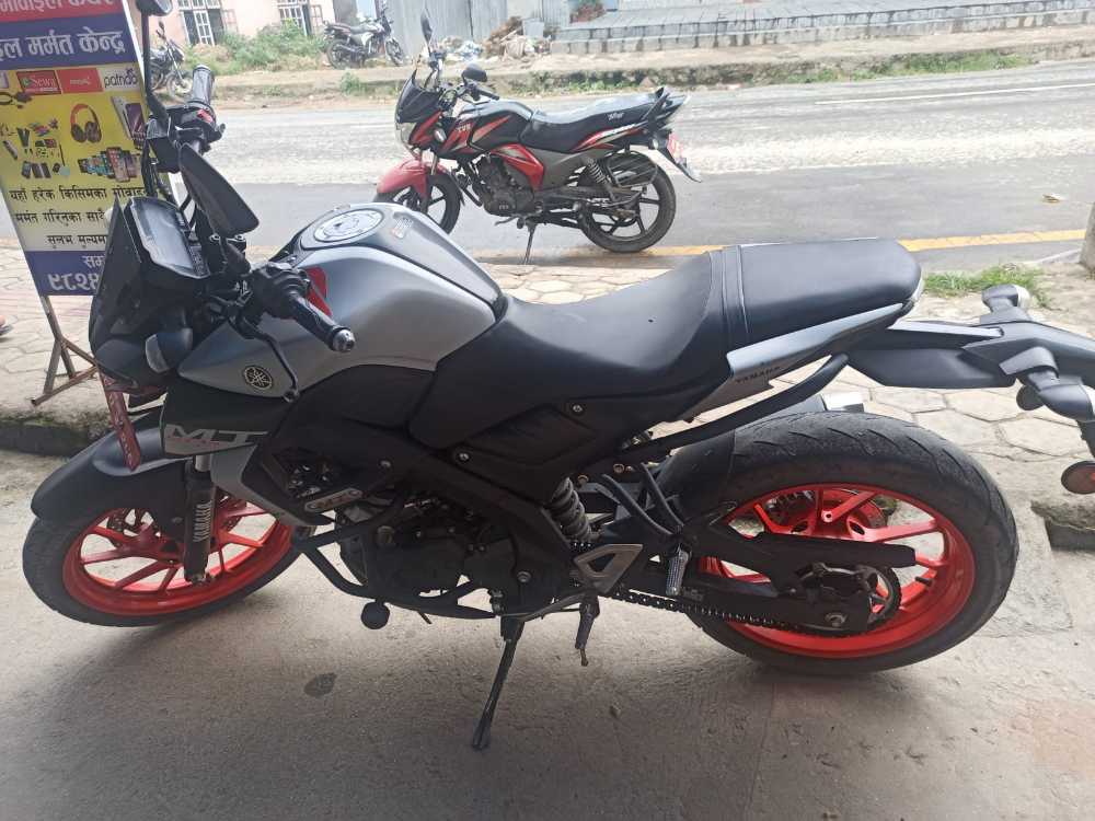 Used 2022 Yamaha MT15 bike for sale in Kathmandu - Image 3 of 4