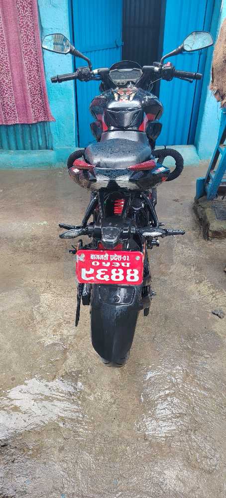 Used 2024 Bajaj NS 200 bike for sale in Kathmandu - Image 3 of 6