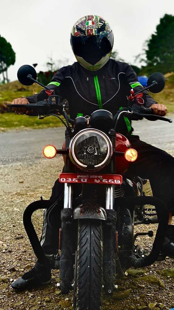 Used 2020 Royal Enfield Classic 350 bike for sale in Kathmandu - Image 1 of 2