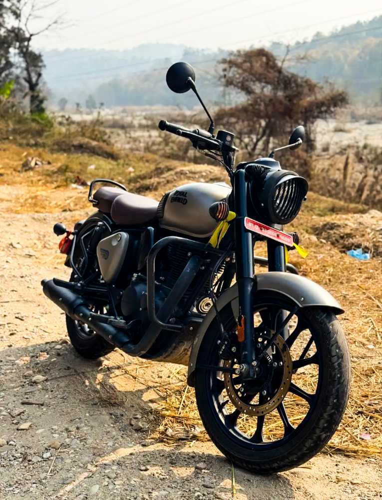 Used 2024 Royal Enfield Classic 350 for sale in Dang Deukhuri, - Rs.489,999