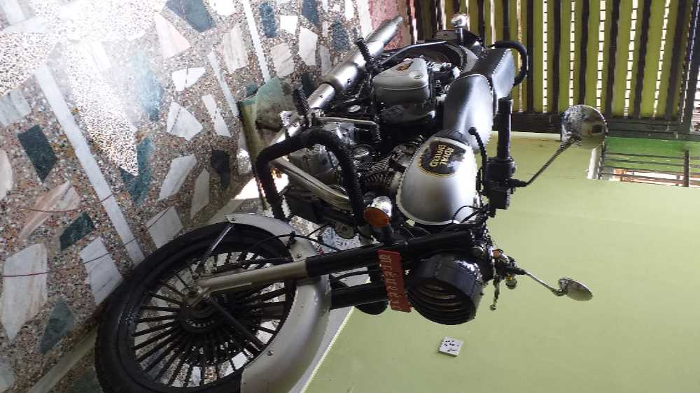 Used 2017 Royal Enfield Classic 350 bike for sale in Kathmandu - Image 3 of 4