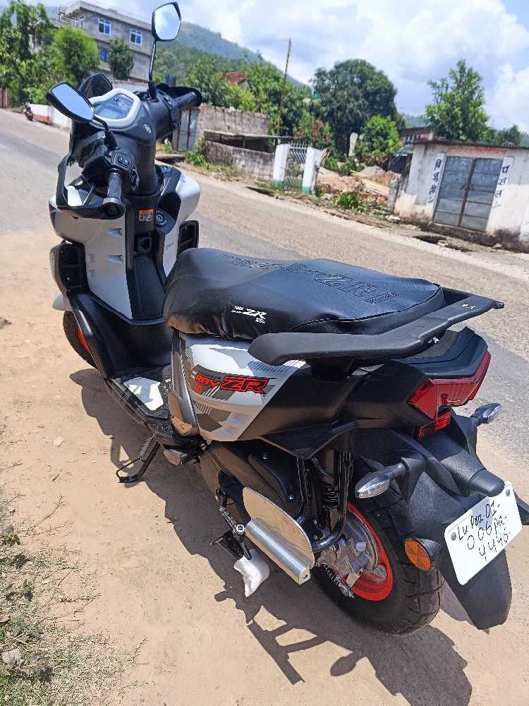Used 0 Yamaha R15 bike for sale in Surkhet - Image 2 of 4