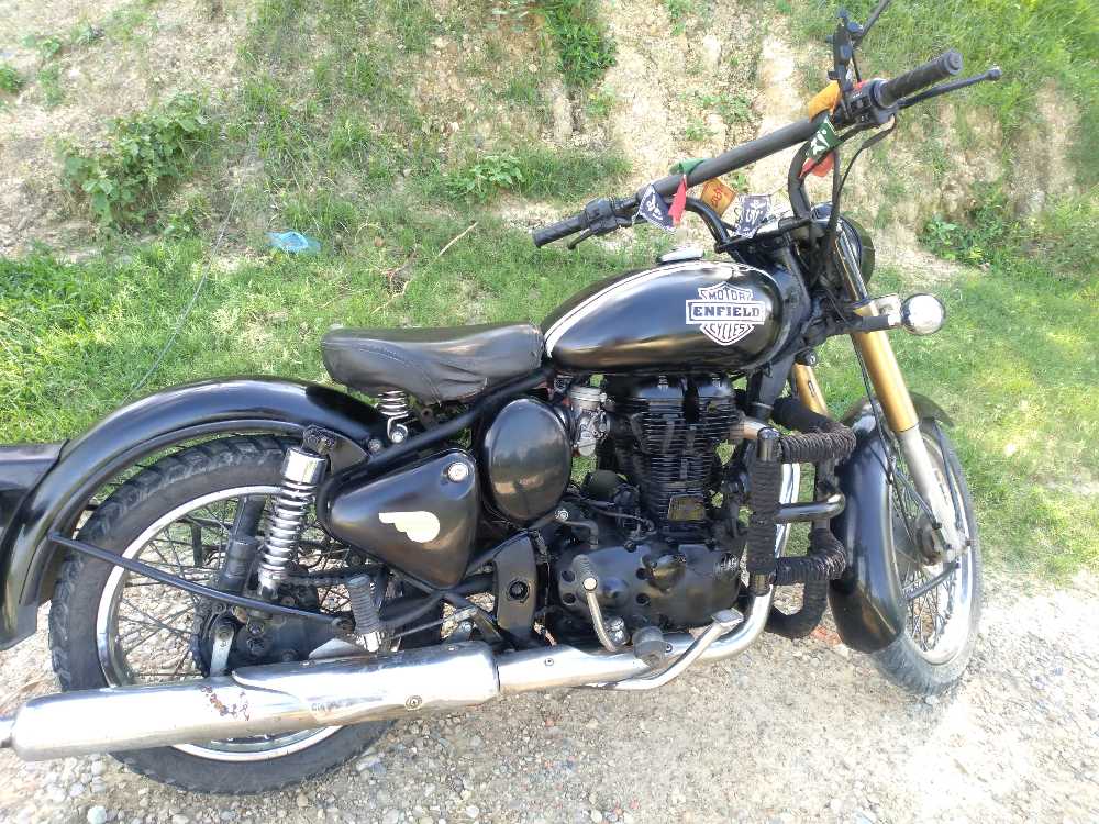 Used 2013 Royal Enfield Classic 350 bike for sale in Butwal - Image 3 of 5