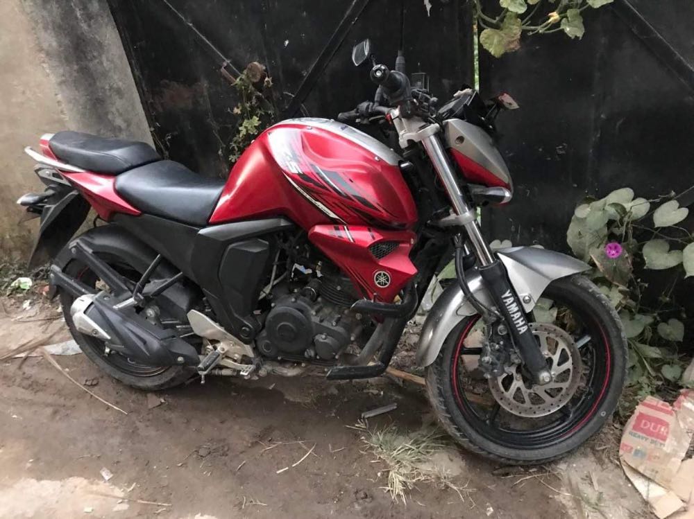 Used 2018 Yamaha R15 bike for sale in Kathmandu - Image 2 of 2