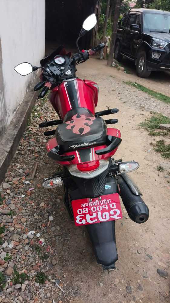 Used 2023 TVS Apache RTR 160 bike for sale in Chitwan - Image 2 of 2