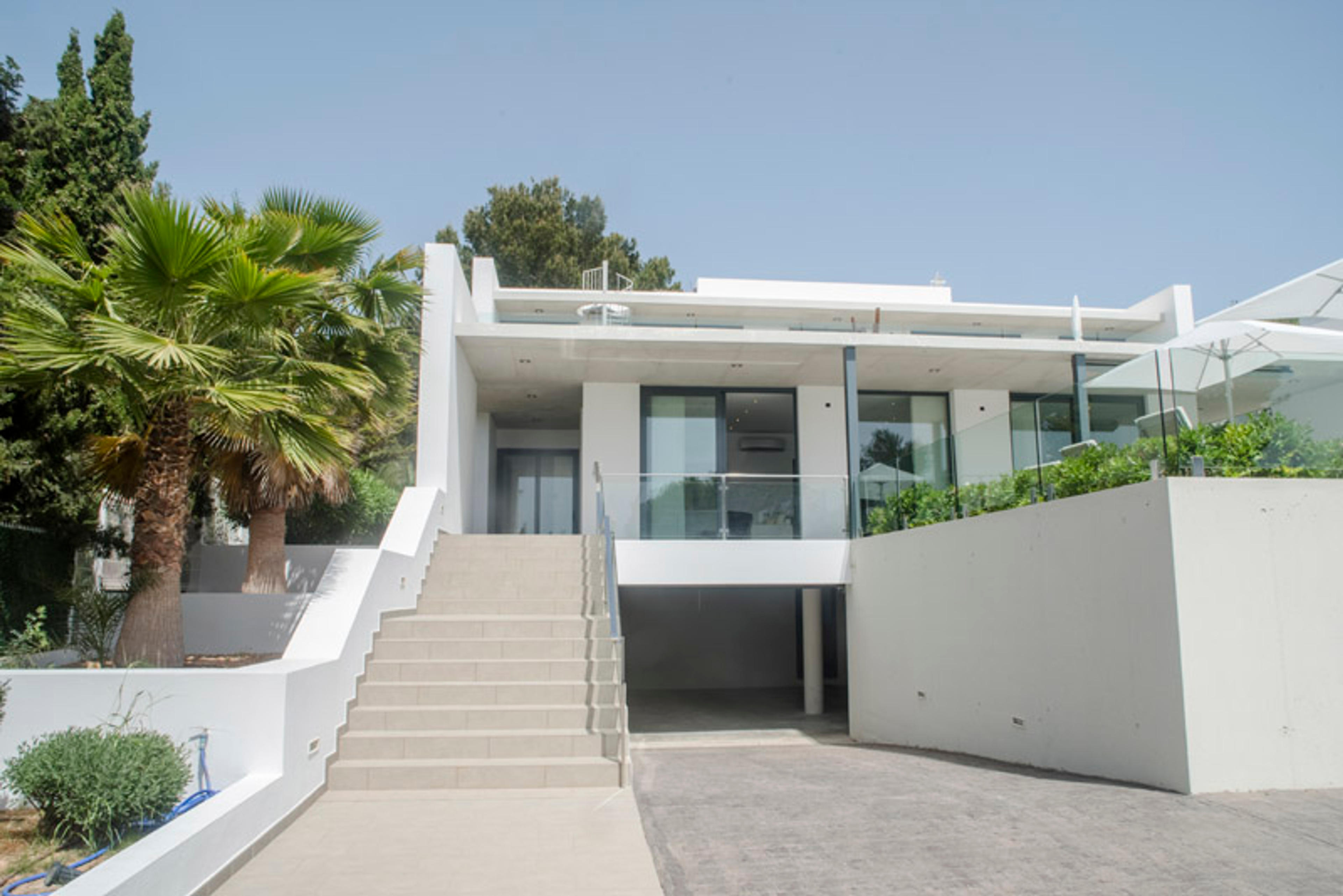 House image 3