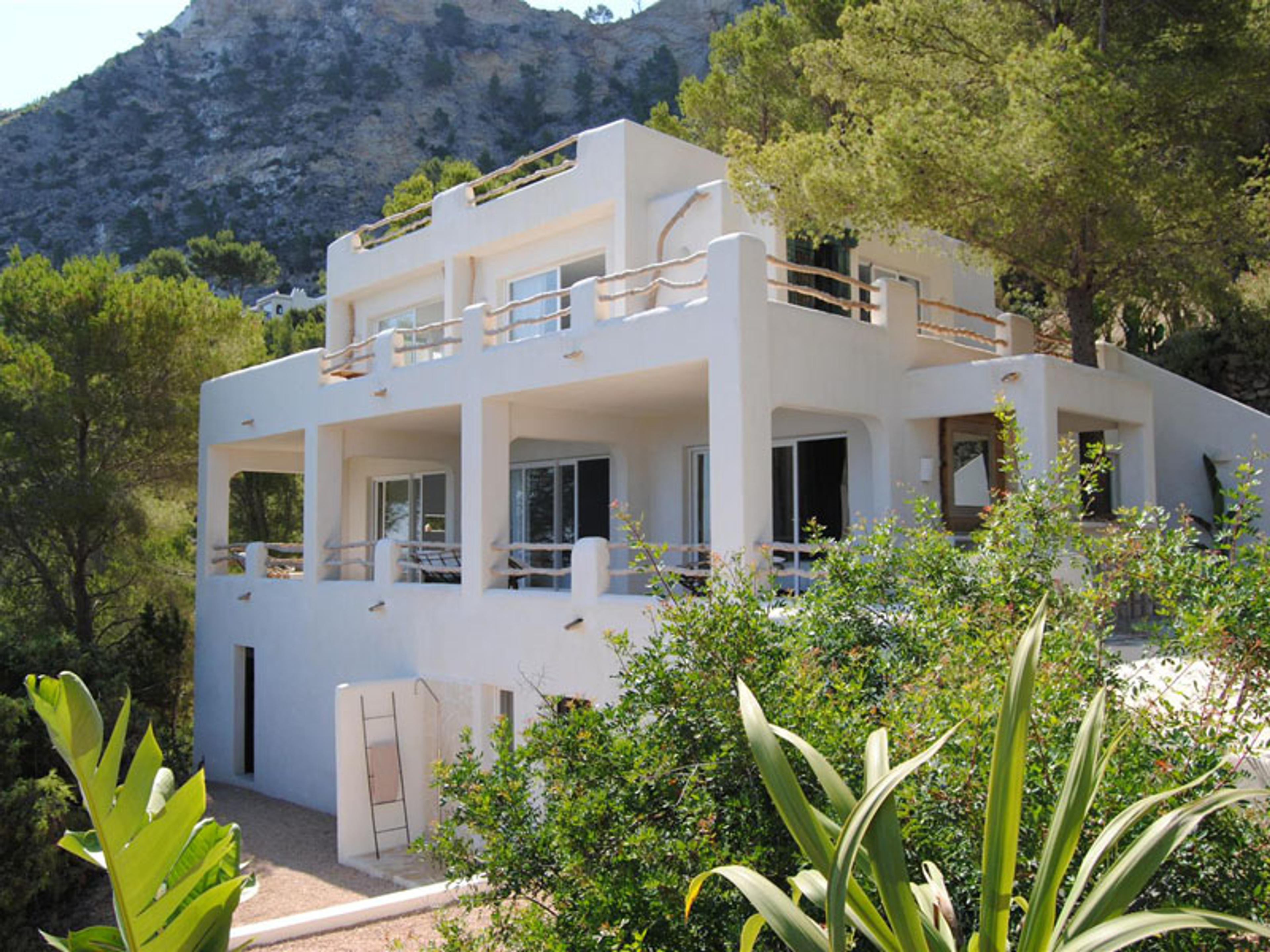 House image 2