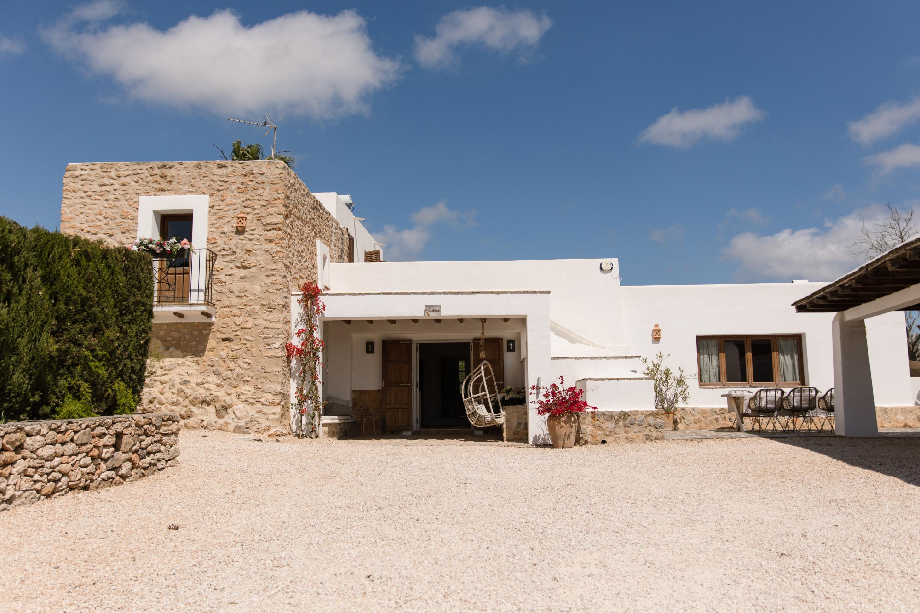 House image 2