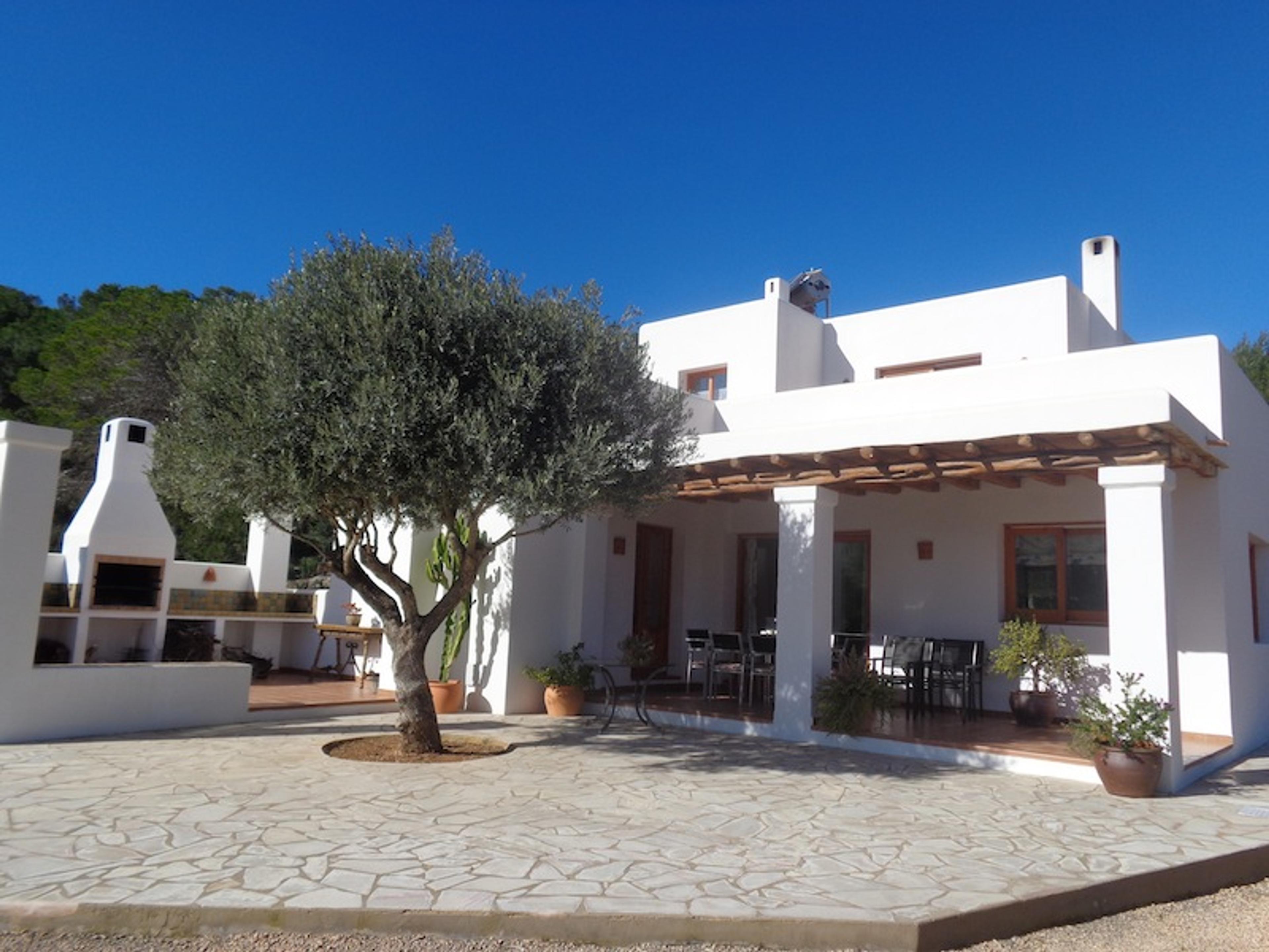 House image 1