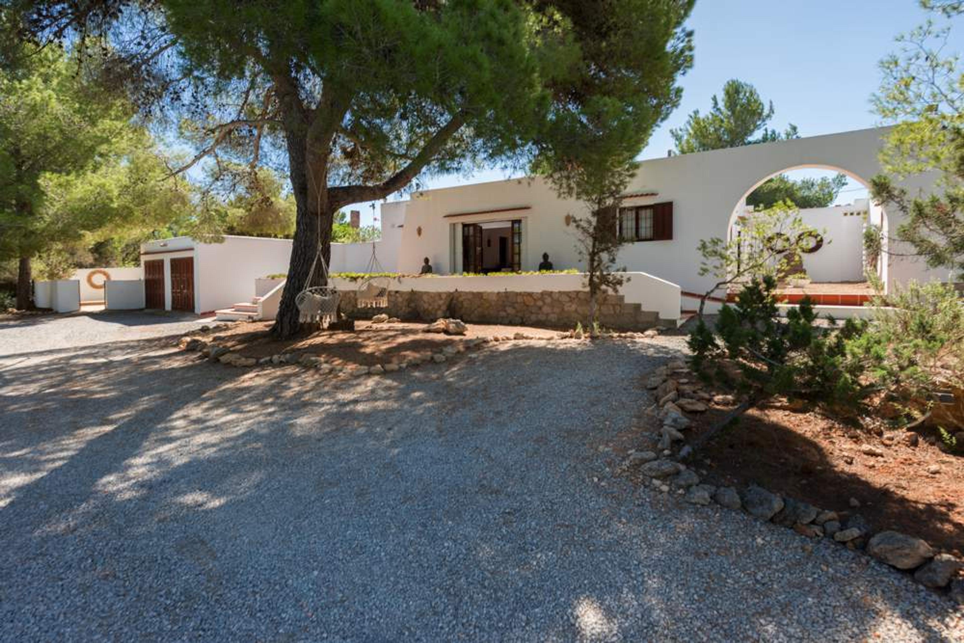 House image 3