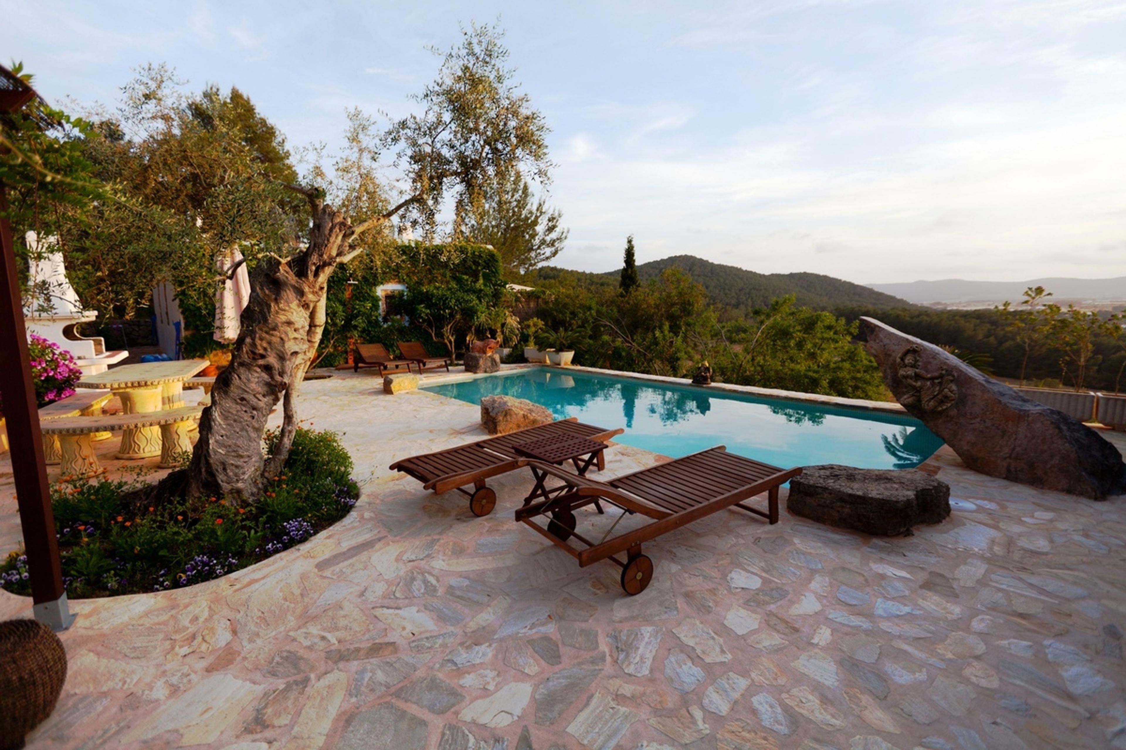 House image 2