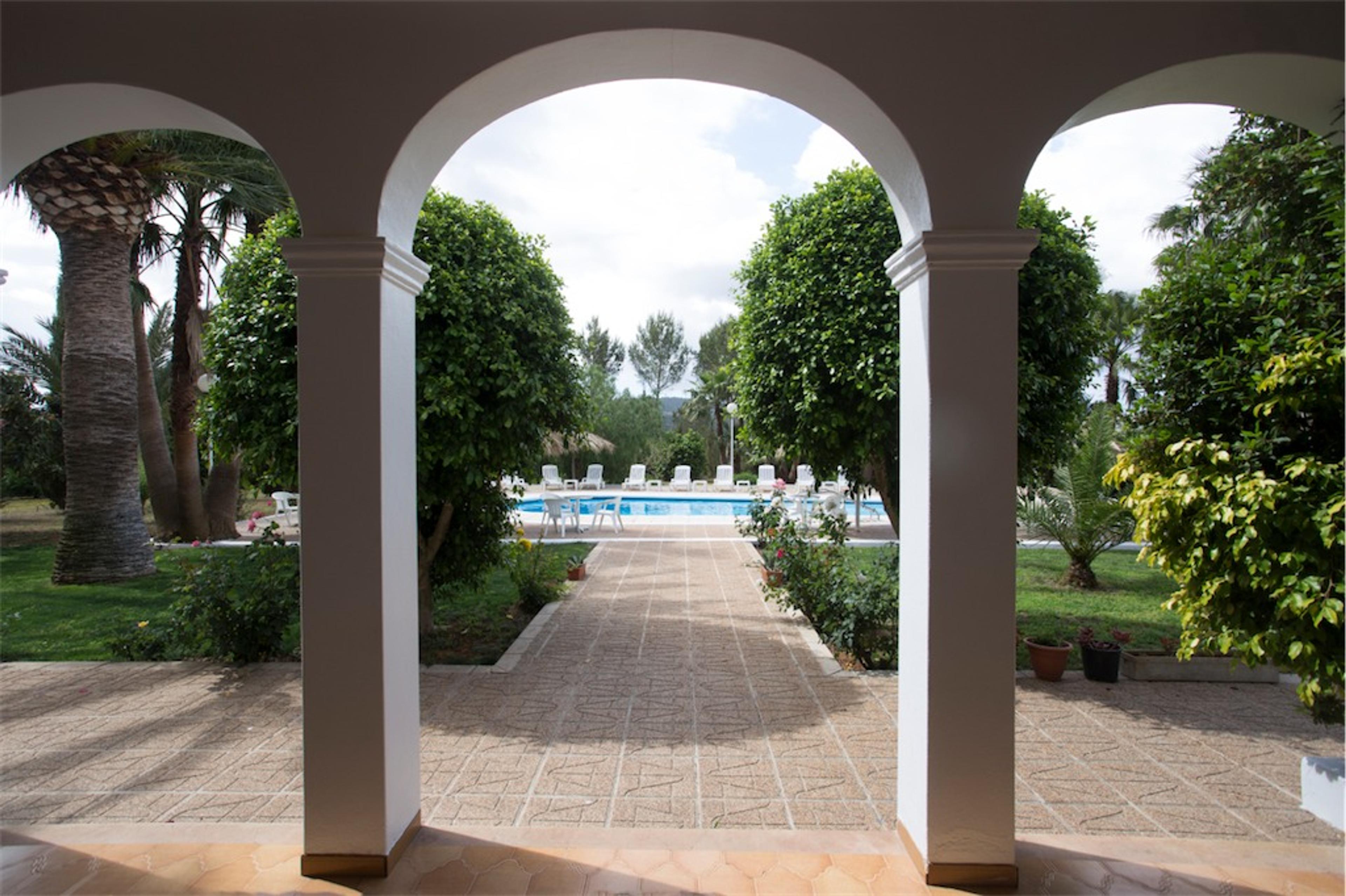 House image 2