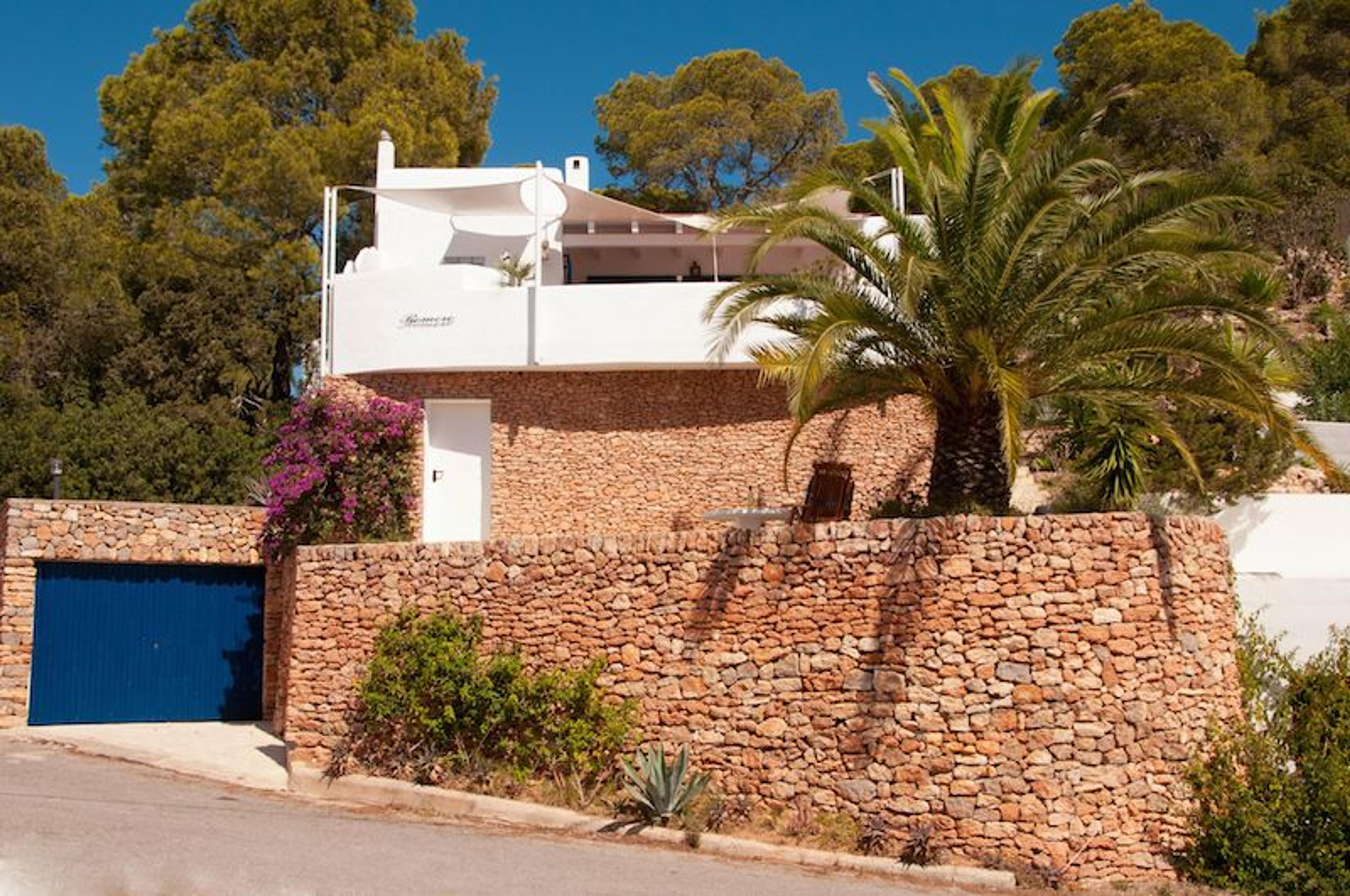 House image 2