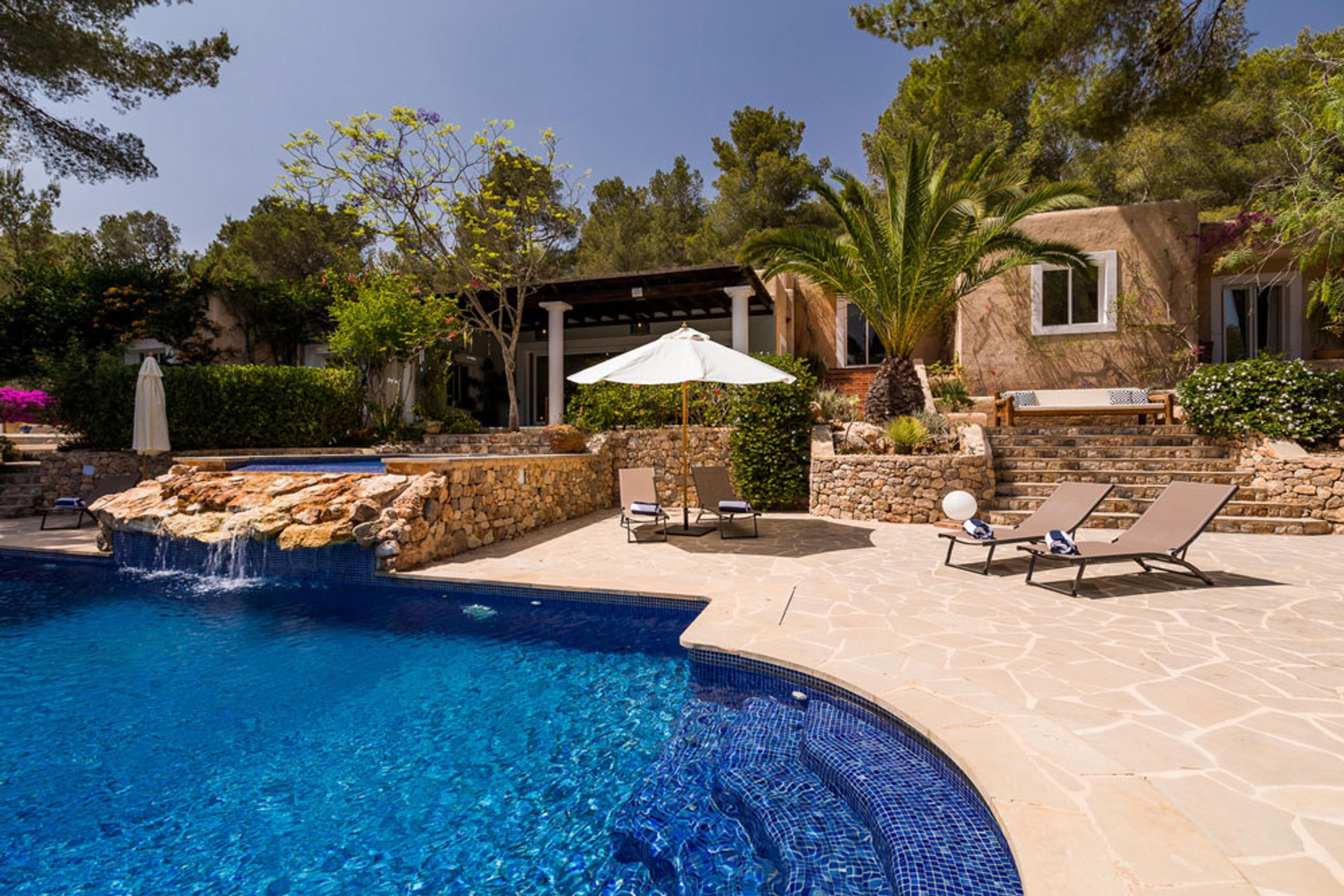 House image 2