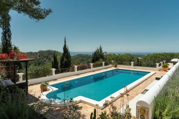 Casa Pacifica
