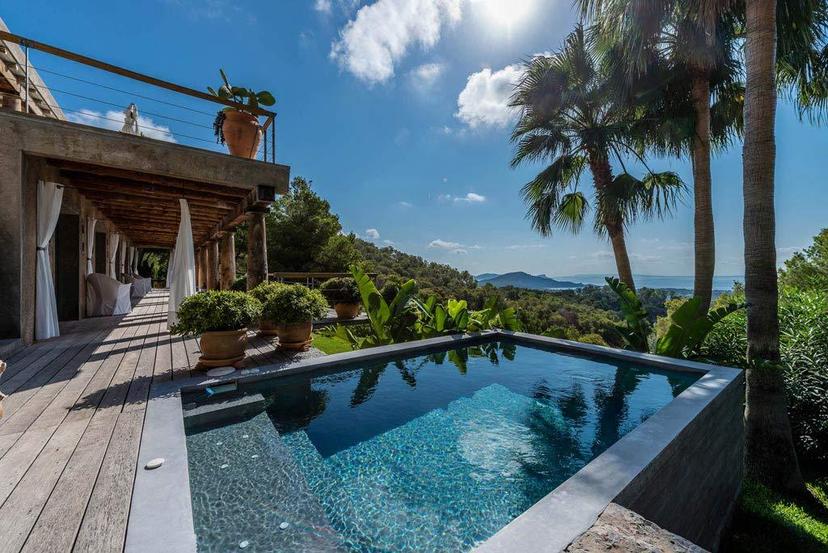 Villa Shenzi
