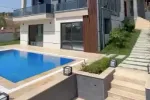 Silivri'de Panoramik Deniz Manzaralı Lüks Villa