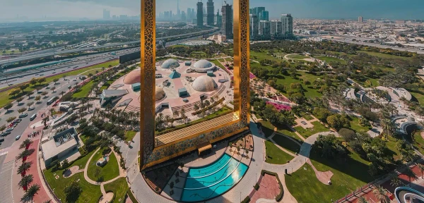 Investing in Dubai: Why Real Estate is the Best Choice? Investing in Dubai: Why Real Estate is the Best Choice?