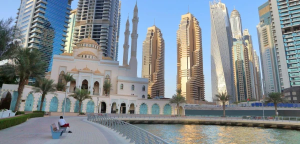 Living in Dubai: Which Area Should You Buy a Home In? Living in Dubai: Which Area Should You Buy a Home In?