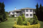 Forest View Spectacular Villa with Large Garden