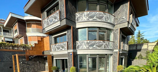 Sea View Brand New Splendid Villa in Uskudar