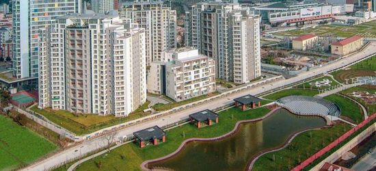 Central Location & Nice Residences in Maltepe