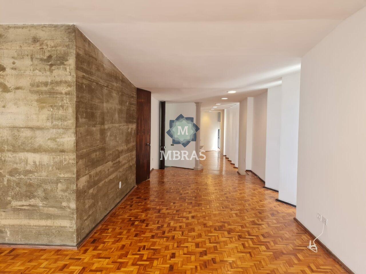 Clássico nos Jardins por Paulo Mendes da Rocha