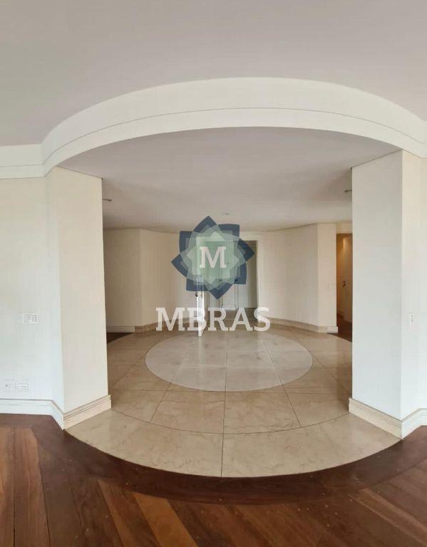 Belíssimo Apartamento Debruçado no Parque Burle Marx