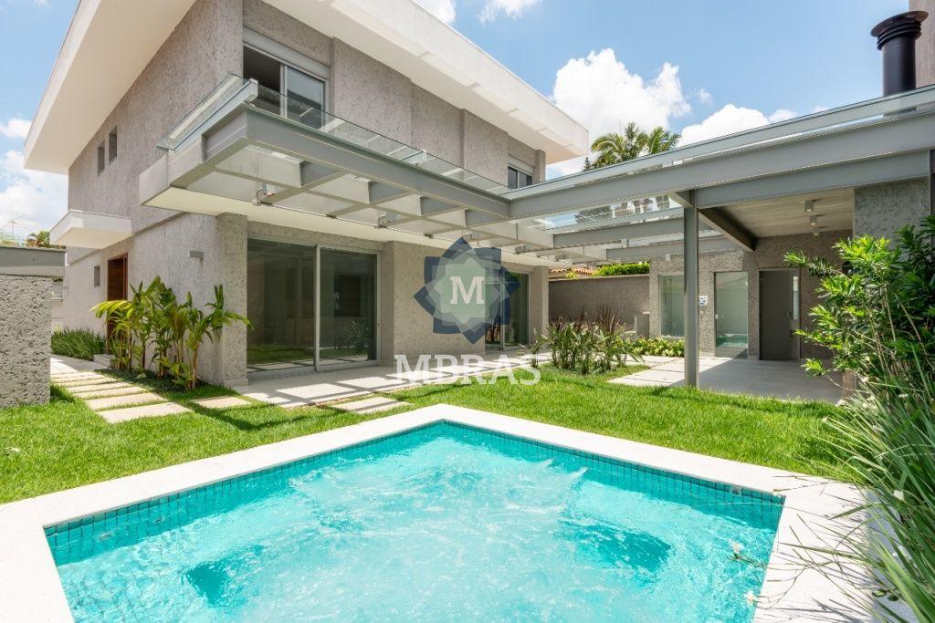 Casa Novíssima a venda no Alto de Pinheiros