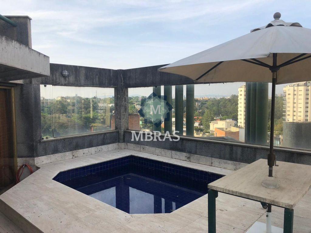Cobertura no Real Parque com Vista Livre