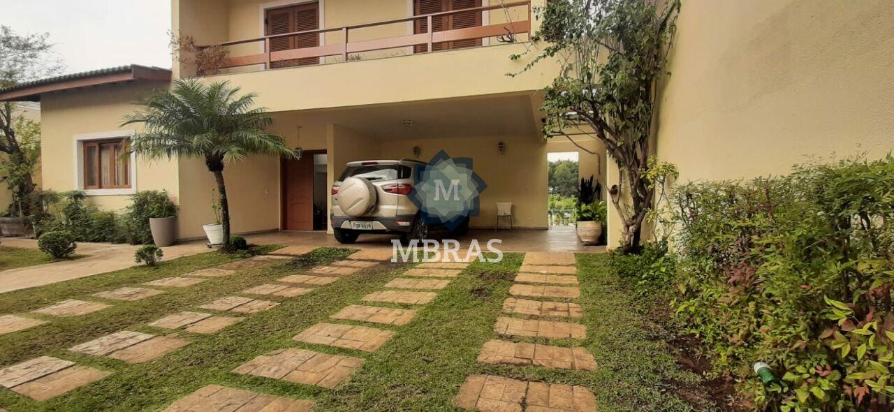 Bela Casa com Piscina No melhor do Morumbi