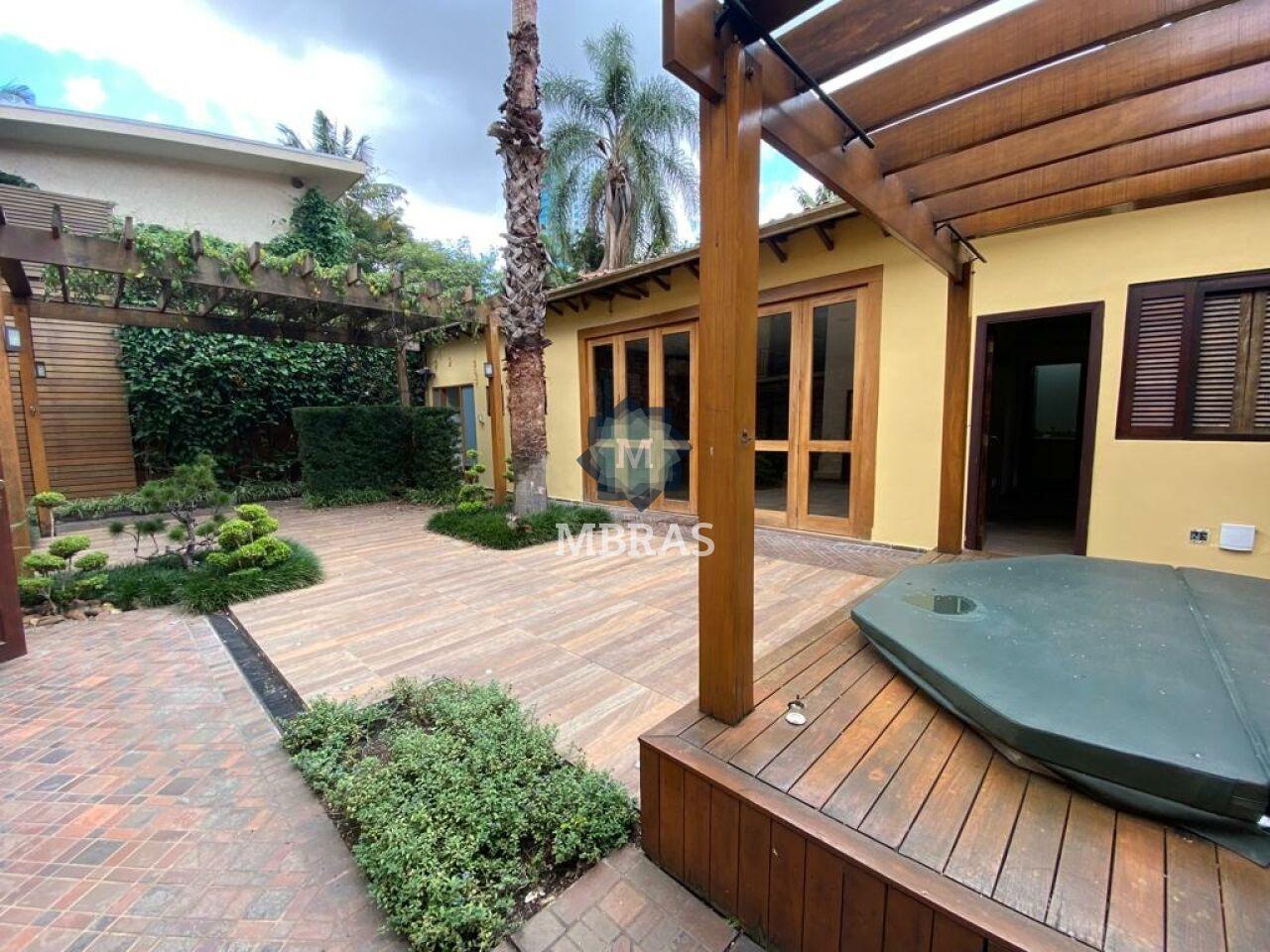Casa à venda no Jd. Paulistano SP