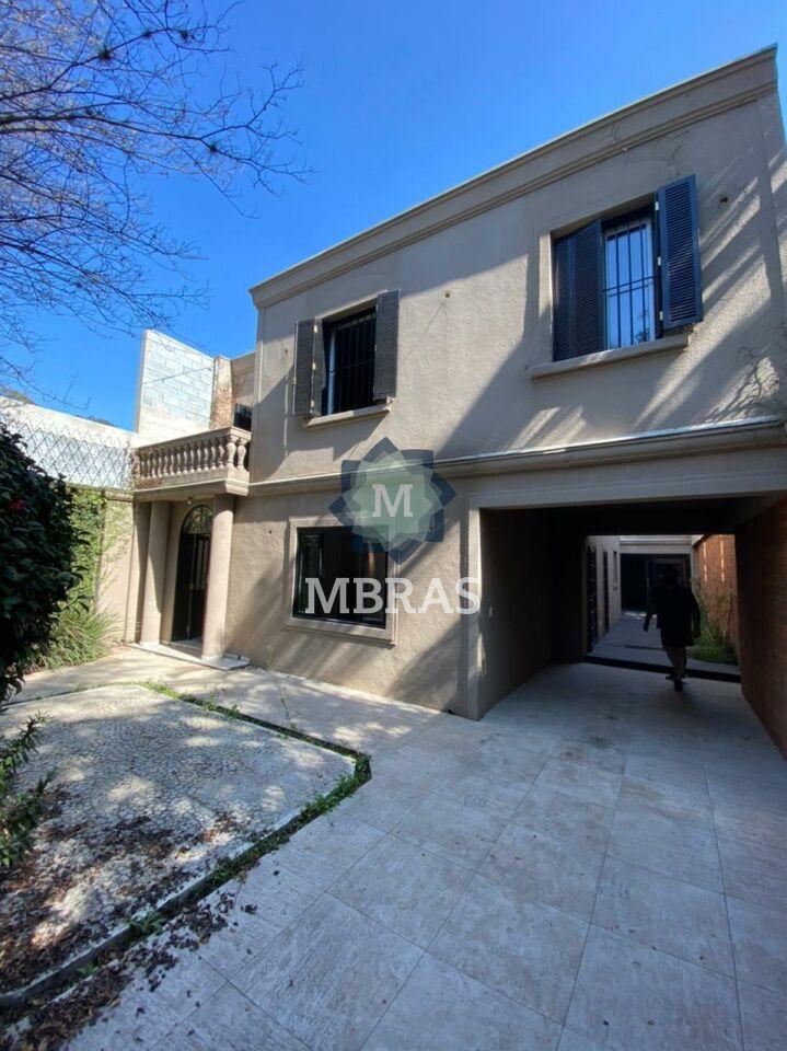 Casa no Jardim Europa - 420m² - 4 Dormitórios - 3 Vagas