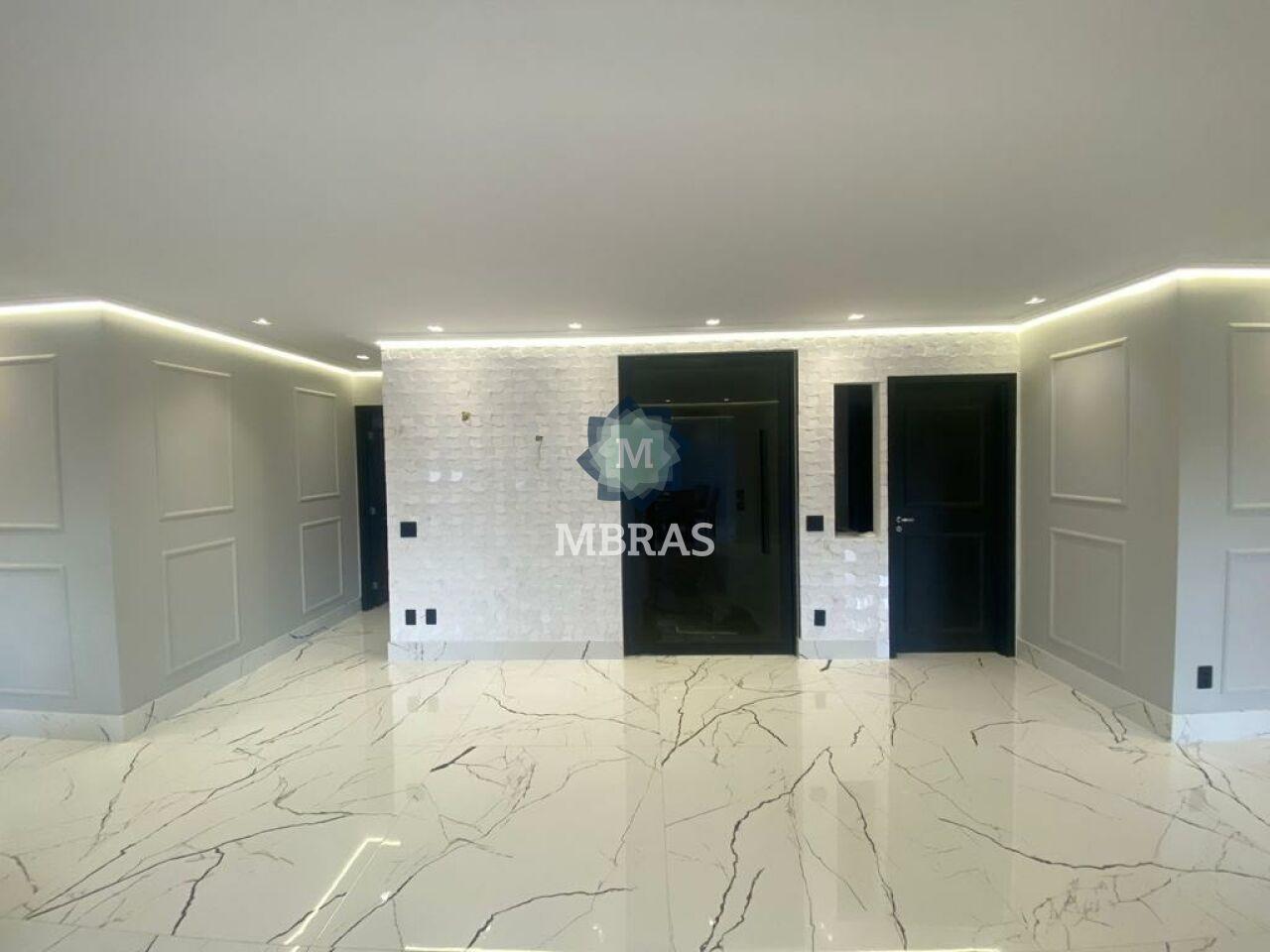 Apartamento reformado para venda ou locação em condomínio cobiçado em Moema Pássaros