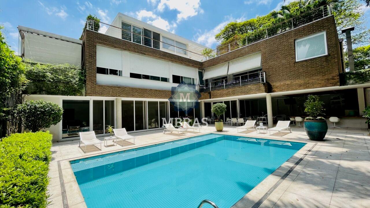 Maravilhosa casa contemporânea por Aflalo no melhor do Jardim Paulista.
