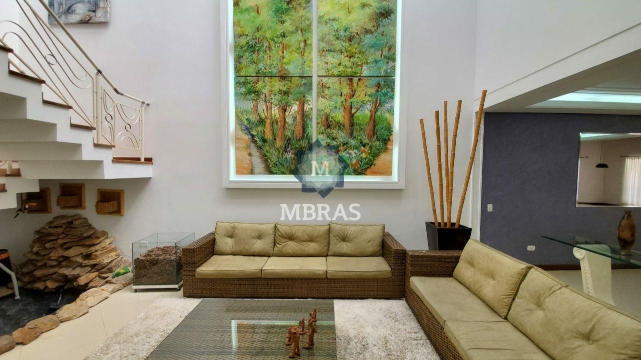 Casa Maravilhosa com 400m², 4 suítes, 4 vagas e piscina na região mais nobre do Planalto Paulista