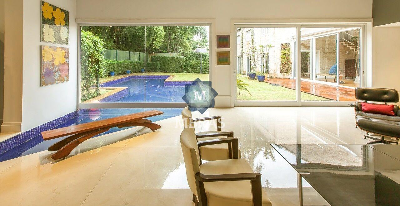 Casa Exclusiva de Alto Padrão na Granja Julieta | 1.000 m² | Arquitetura Contemporânea
