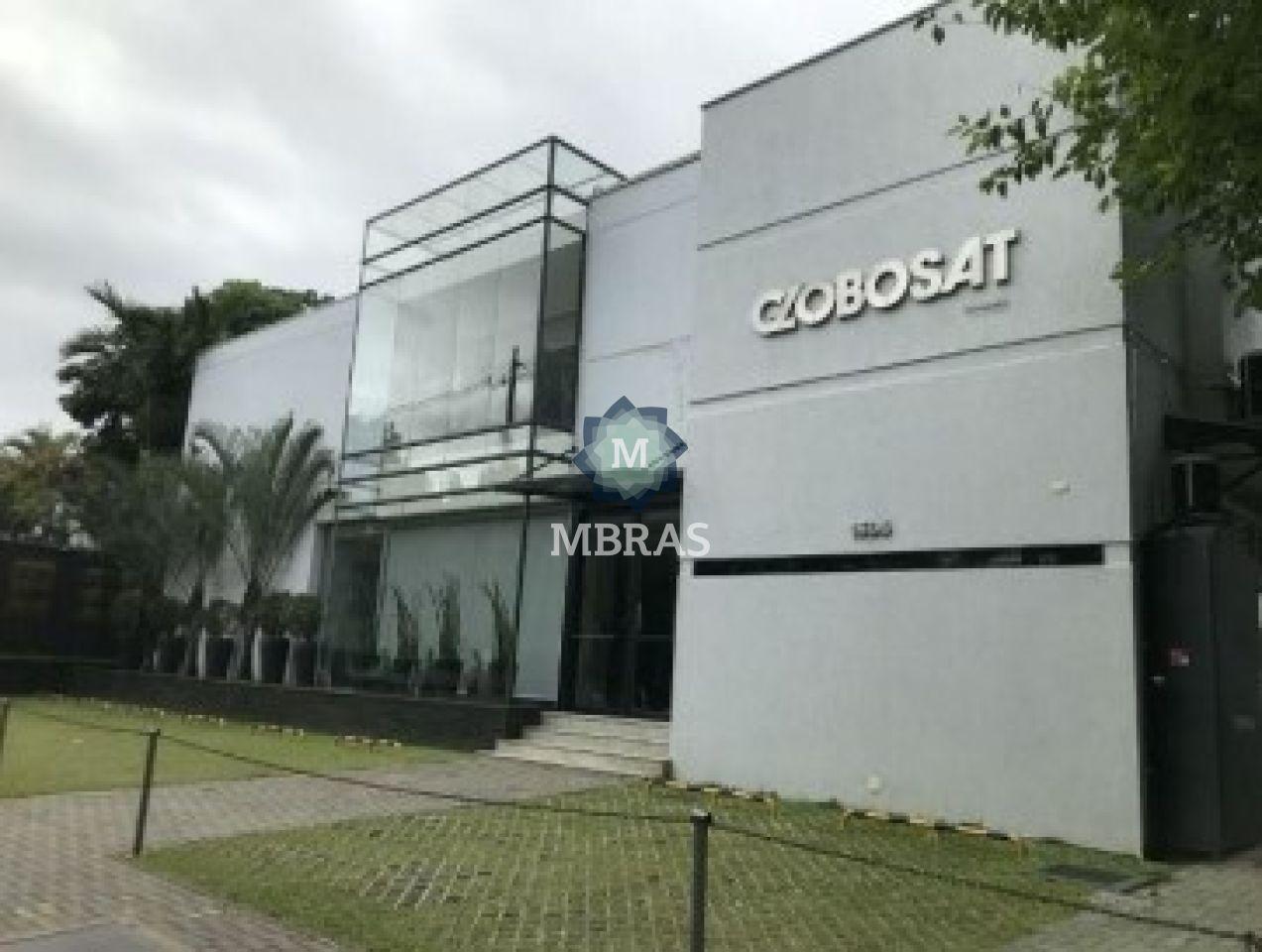 Raridade, modernidade e luxo na Av. Brasil