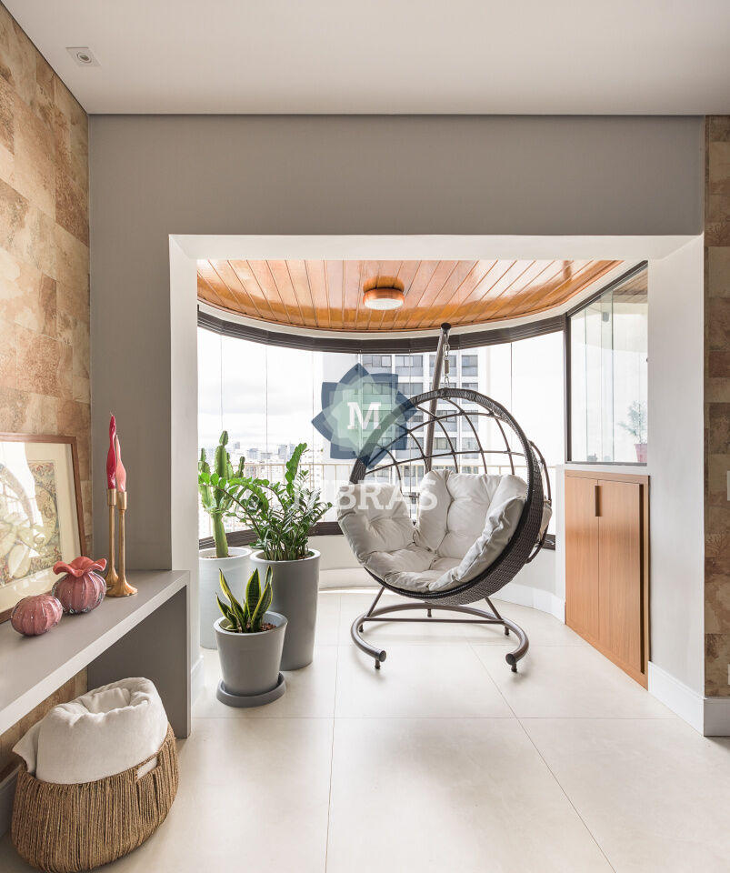 Apartamento totalmente reformado com 3 dormitórios e vista incrível em Pinheiros