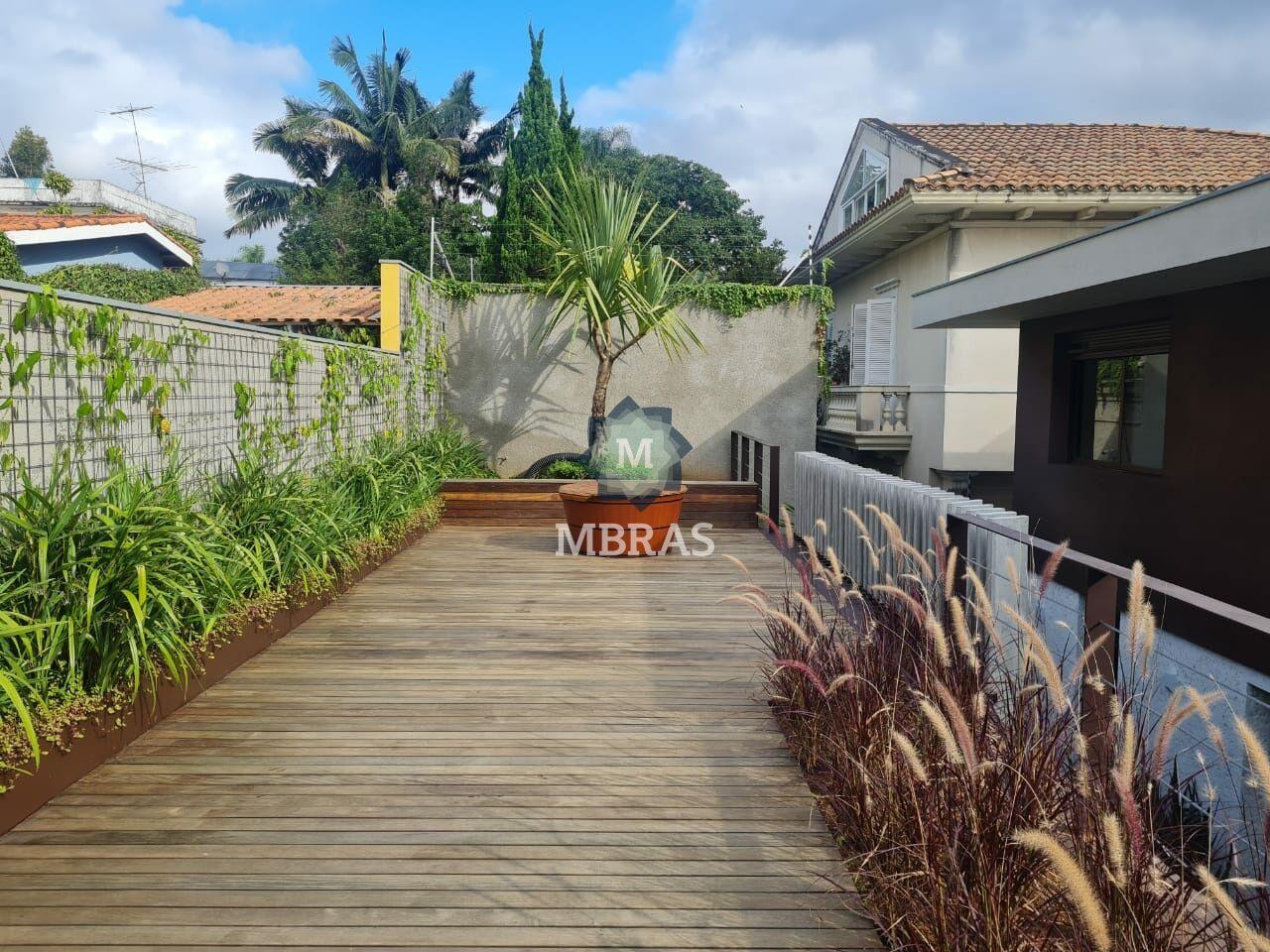 Casa recém reformada no Alto de Pinheiros