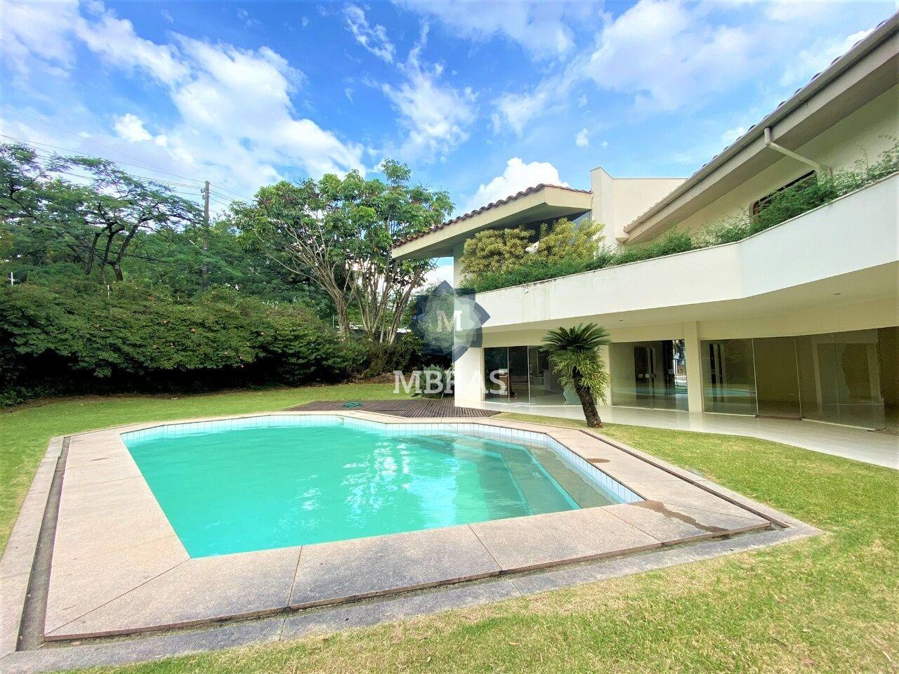 Casa deslumbrante no Jardim Guedala para você transformar em seu novo lar