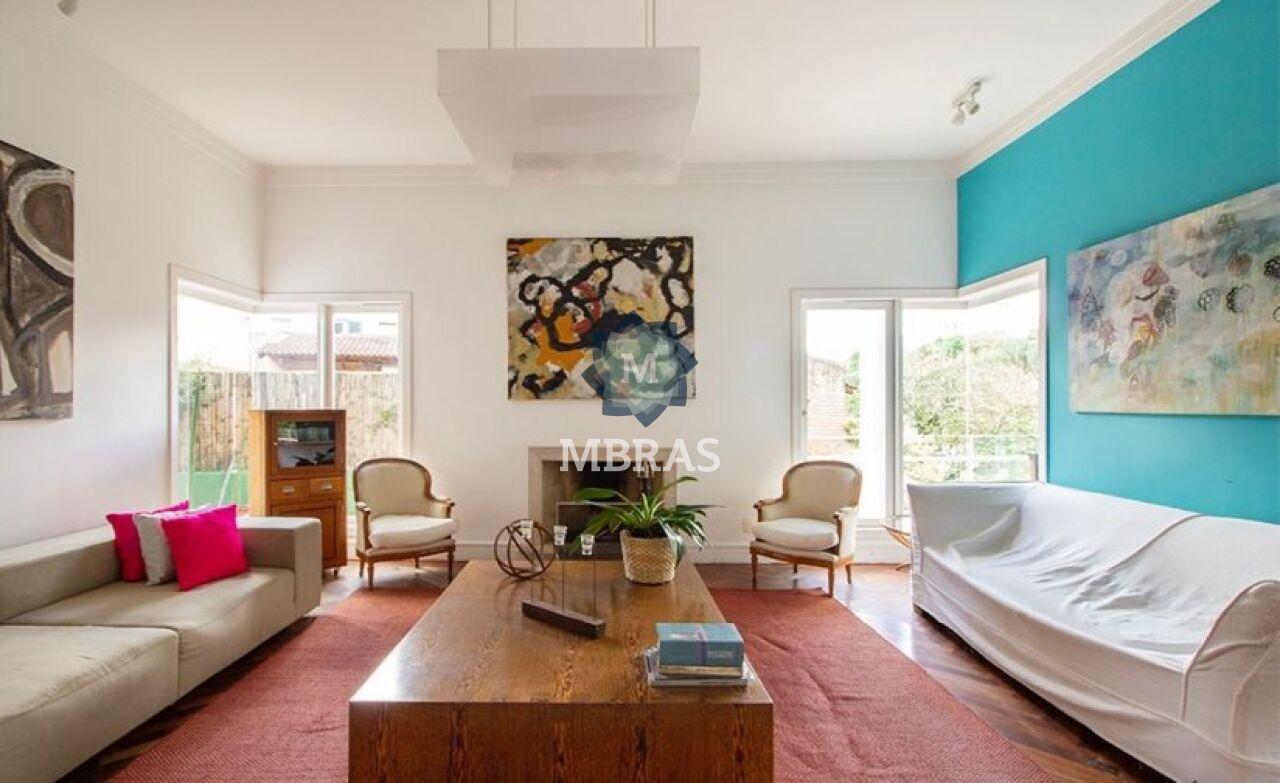 Linda casa no Cidade Jardim