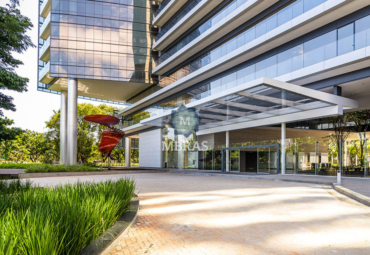 Conjunto comercial em prédio Triple A no Itaim Bibi